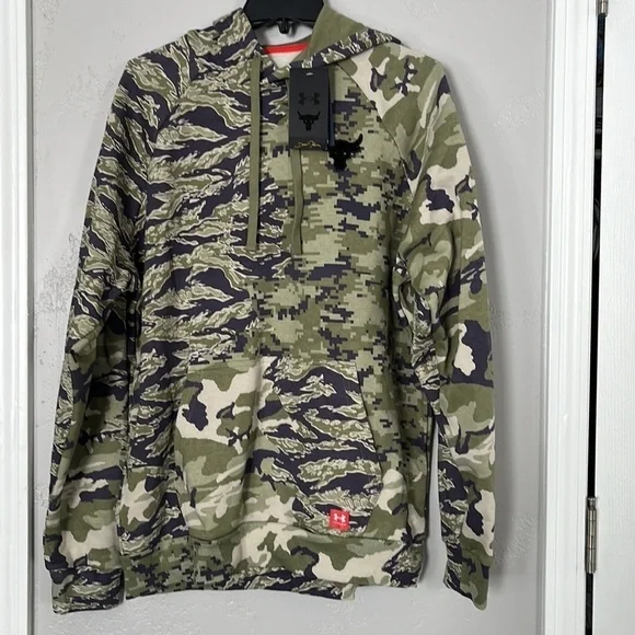 Under Armour Men’s the Rock project Veterans hoodie Dwayne Johnson khaki size M